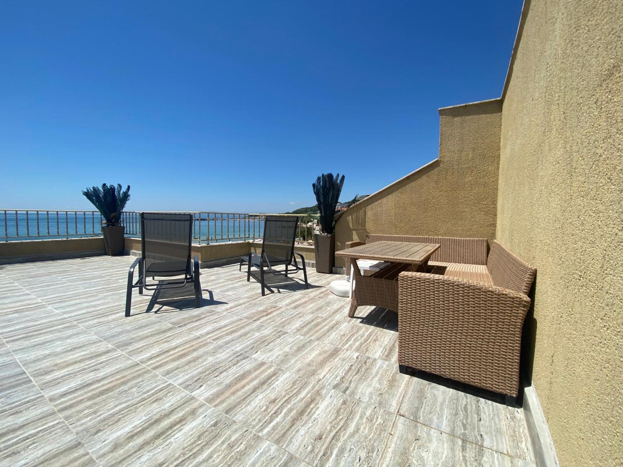 First Line On The Beach Cosy Sea Paradise Apartments 卡瓦尔纳 外观 照片